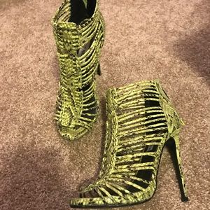 Steve Madden Lime Green Snake Print Heels